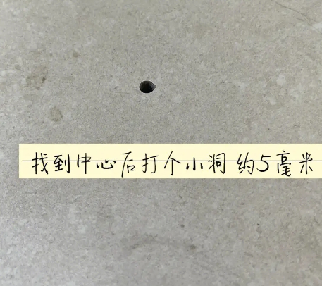 卫辉瓷砖空鼓维修公司专业解答在瓷砖铺贴过程中，如果砂料搅拌不均匀，将会带来以下问题
